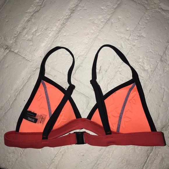 TRIANGL Jean Bikini with Flower Embellishments - Picture 6 of 8